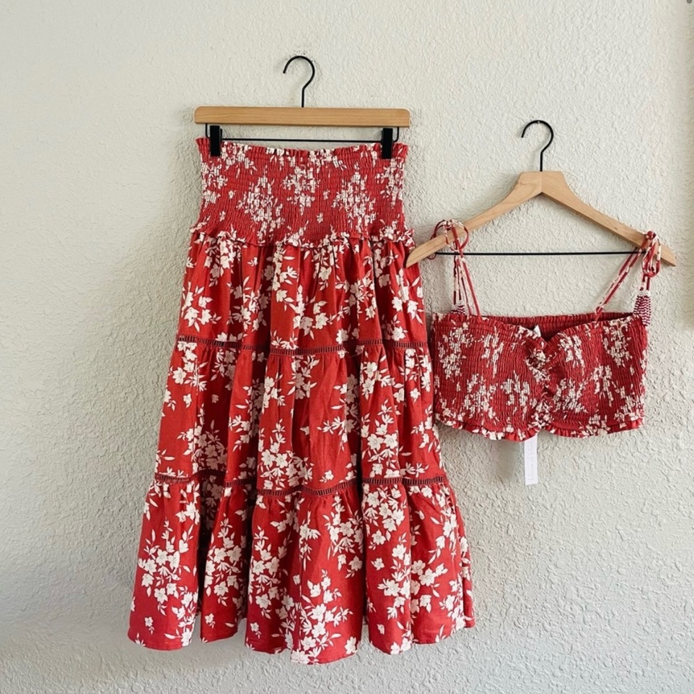 House of Harlow 2 piece red floral set